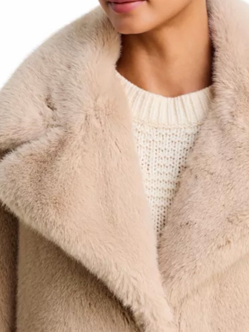AQUA Faux-Fur Coat with Wide Lapels – Women’s Size L